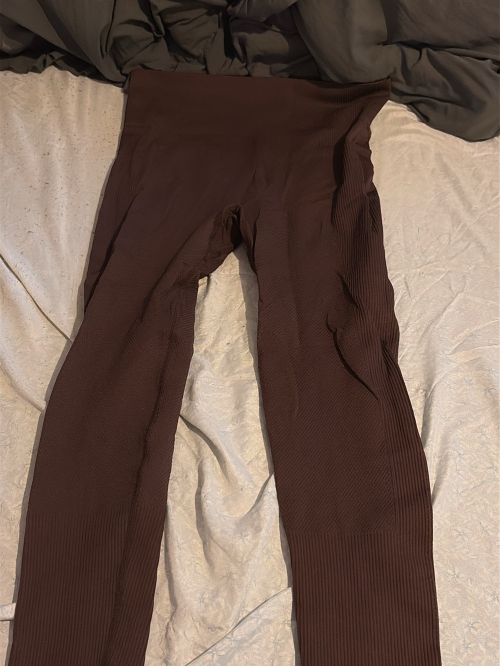 High-Waist Ribbed Leggings - Brown